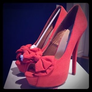 Coral peep toe shoes